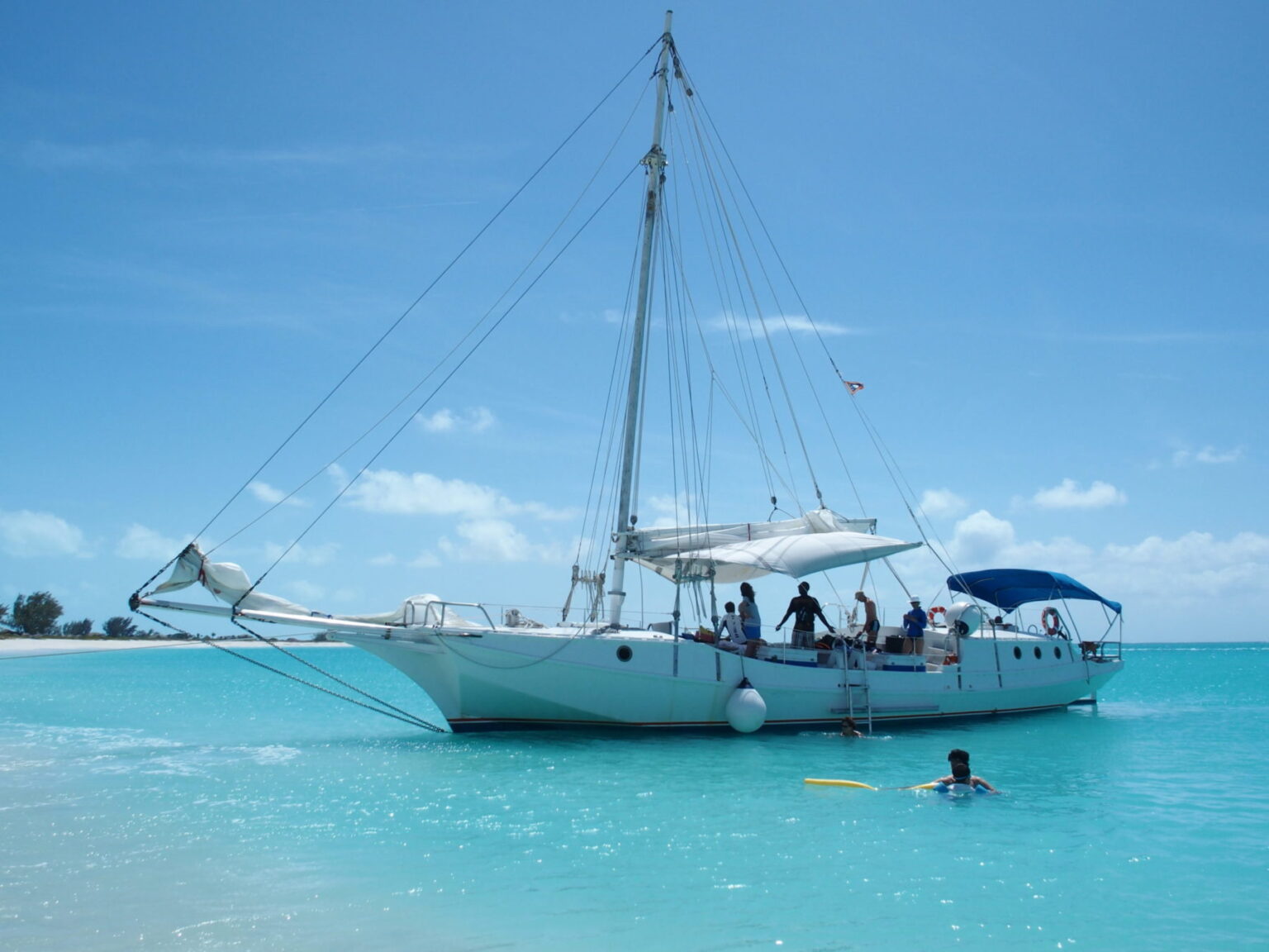 Sailing on the Atebeyra in Turks and Caicos : Travel Dreams Magazine